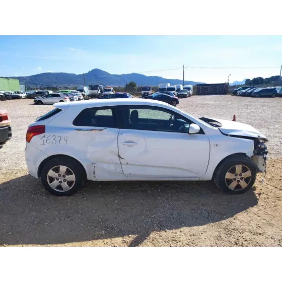 KIA CEE'D '2012 DRIVE BLANCO