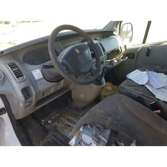 RENAULT TRAFIC COMBI (AB 4.01) '2009 6 - PLAZAS, ACRISTALADO PARCIAL, COMBI CORTO BLANCO