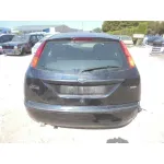FORD FOCUS BERLINA (CAK) FORD FOCUS BERLINA (CAK) '2002 GHIA NEGRO 2001