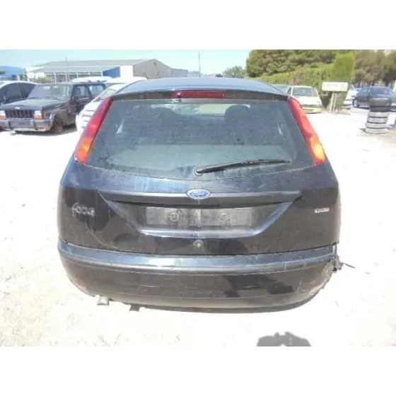 FORD FOCUS BERLINA (CAK) '2002 GHIA NEGRO