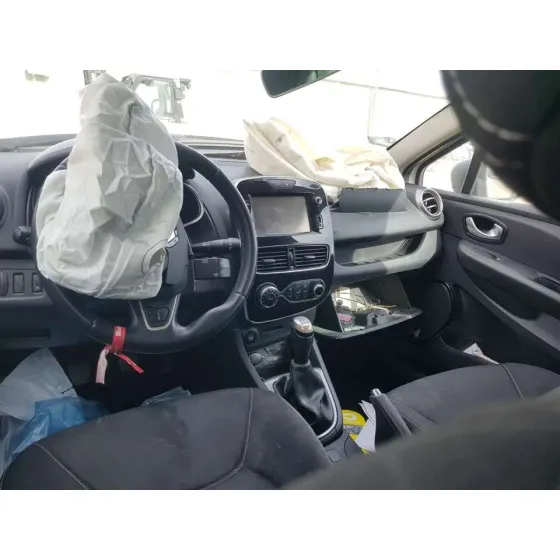 RENAULT CLIO IV '2017 LIMITED BLANCO