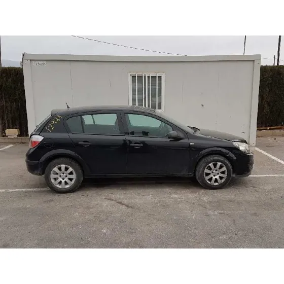 OPEL ASTRA H BERLINA '2004 ENJOY NEGRO