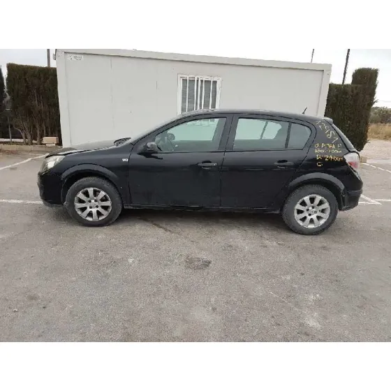 OPEL ASTRA H BERLINA '2004 ENJOY NEGRO