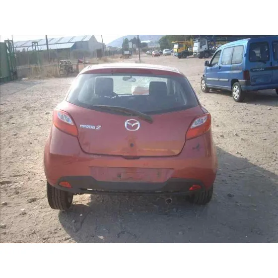 MAZDA 2 LIM. (DE) '2010 1.3 STYLE (5-PTAS.) GRANATE