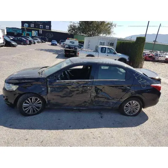 CITROEN C-ELYSEE '2015 MILLENIUM NEGRO