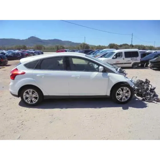 FORD FOCUS LIM. (CB8) '2013 TITANIUM BLANCO