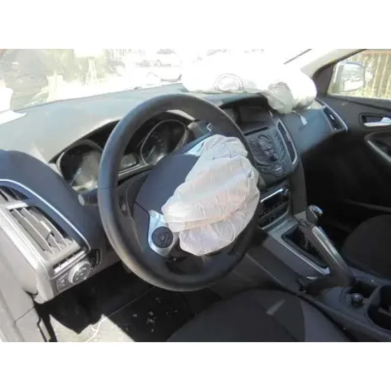 FORD FOCUS LIM. (CB8) '2013 TITANIUM BLANCO