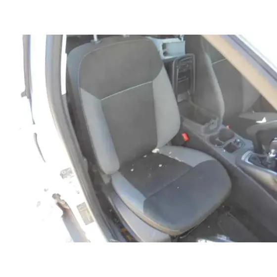 FORD FOCUS LIM. (CB8) '2013 TITANIUM BLANCO