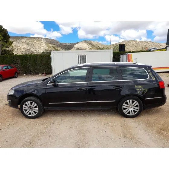 Volkswagen PASSAT B6 VARIANT (3C5) 2005
