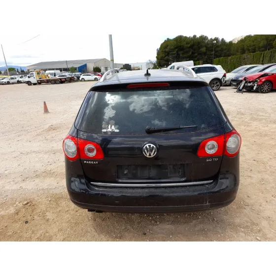 Volkswagen PASSAT B6 VARIANT (3C5) 2005