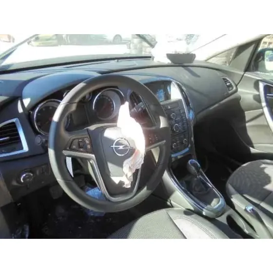 OPEL ASTRA J SPORTS TOURER '2014 SPORTIVE NEGRO