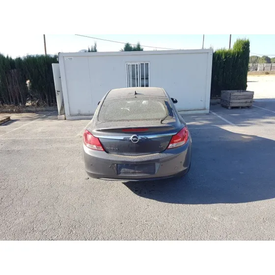 OPEL INSIGNIA BERLINA '2011 COSMO GRIS OSCURO
