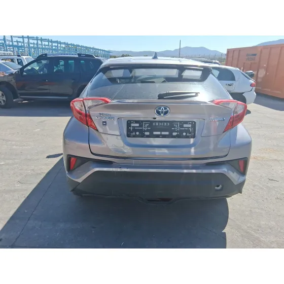 Toyota C-HR (_X1_) 2016
