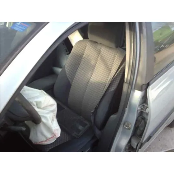 RENAULT MEGANE II BERLINA 5P '2003 1.9 DCI DIESEL GRIS