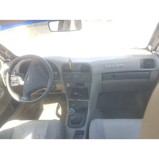 VOLVO S40 BERLINA '2004 1.6 AZUL