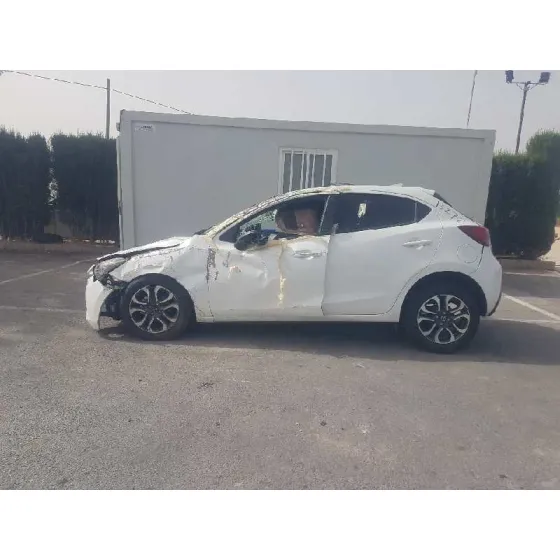 MAZDA 2 LIM. () '2017 LUXURY BLANCO