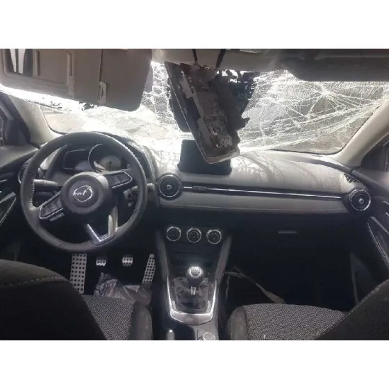 MAZDA 2 LIM. () '2017 LUXURY BLANCO