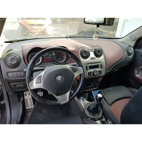 ALFA ROMEO MITO (145) '2008 DISTINCTIVE NEGRO