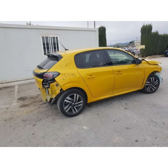 PEUGEOT 208 (P2) '2022 ALLURE AMARILLO