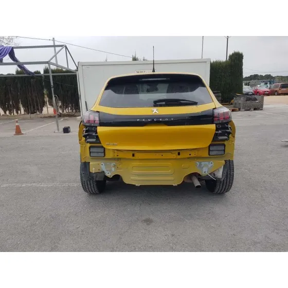 PEUGEOT 208 (P2) '2022 ALLURE AMARILLO