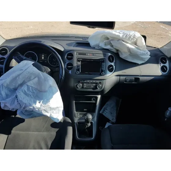 VOLKSWAGEN TIGUAN (5N1) '2013 ADVANCE BLUEMOTION NEGRO