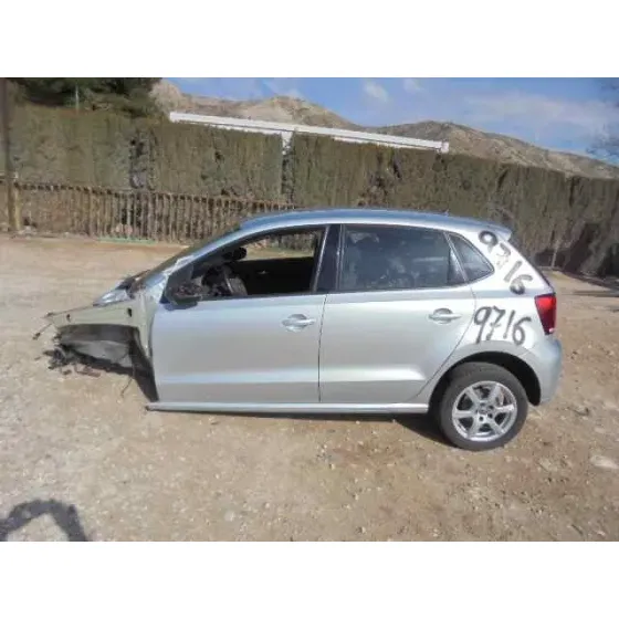 VOLKSWAGEN POLO (6R1) '2011 ADVANCE GRIS