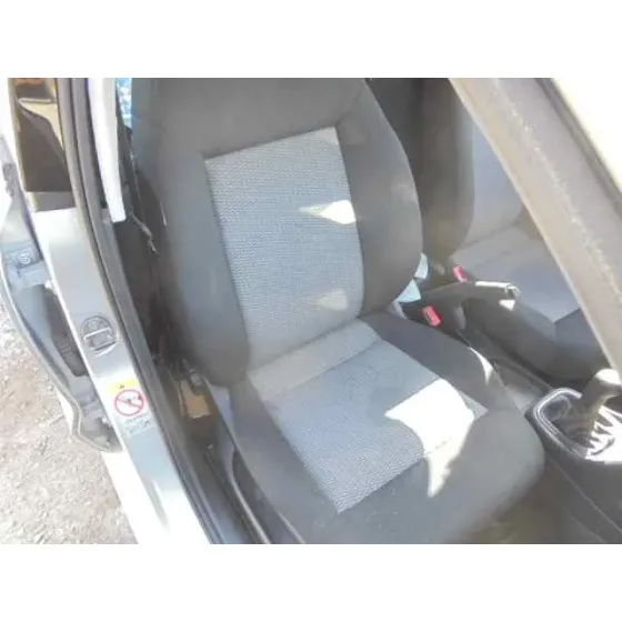 VOLKSWAGEN POLO (6R1) '2011 ADVANCE GRIS