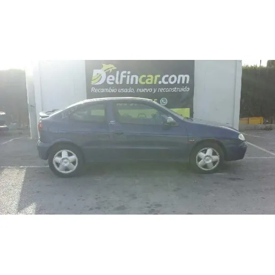 RENAULT MEGANE I COUPE FASE 2 (DA..) '2002 1.9 DCI SPORTWAY AZUL