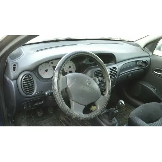 RENAULT MEGANE I COUPE FASE 2 (DA..) '2002 1.9 DCI SPORTWAY AZUL