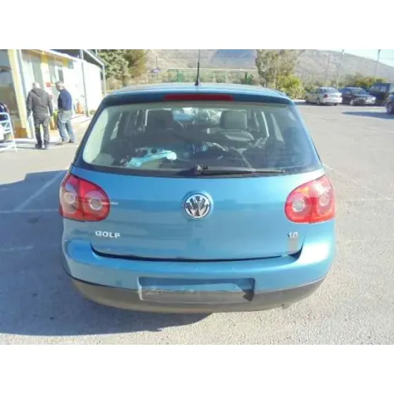 VOLKSWAGEN GOLF V BERLINA (1K1) '2005 TRENDLINE AZUL CLARO