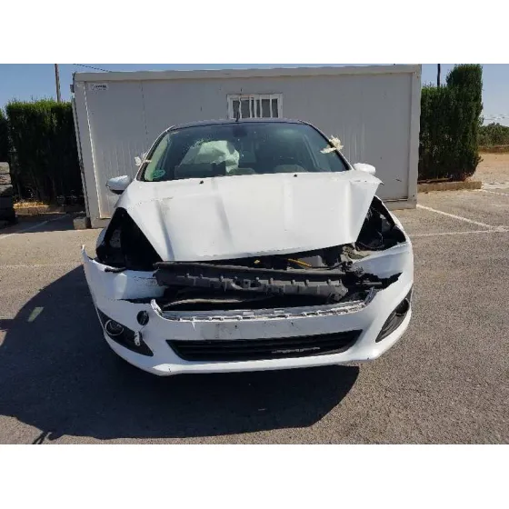 FORD FIESTA (CCN) '2015 TREND BLANCO