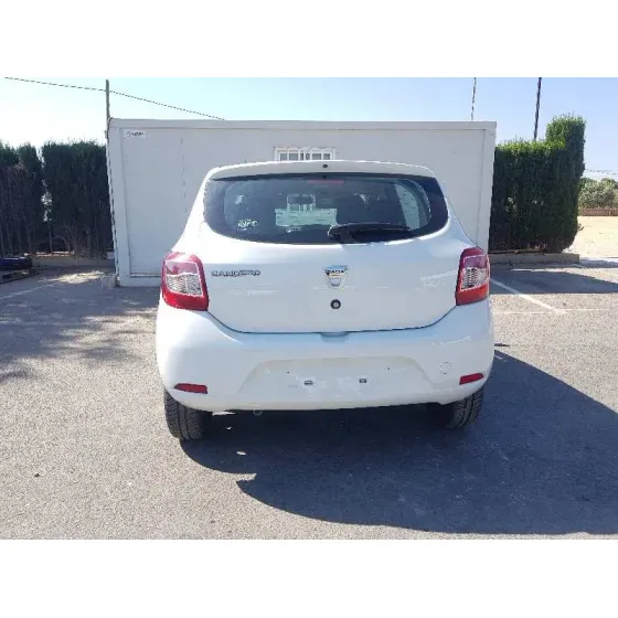 DACIA SANDERO '2015 AMBIANCE BLANCO