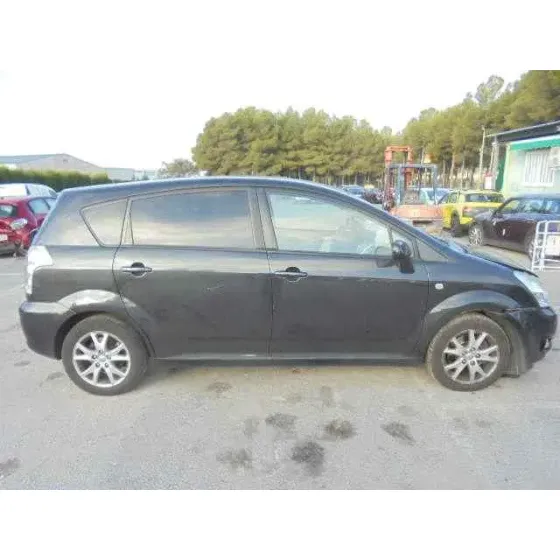 TOYOTA COROLLA VERSO (R1) '2008 2.2 D-4D LUNA NEGRO