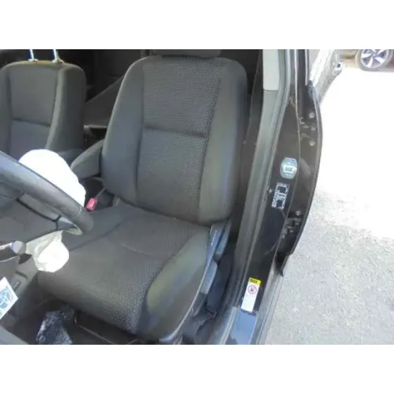 TOYOTA COROLLA VERSO (R1) '2008 2.2 D-4D LUNA NEGRO