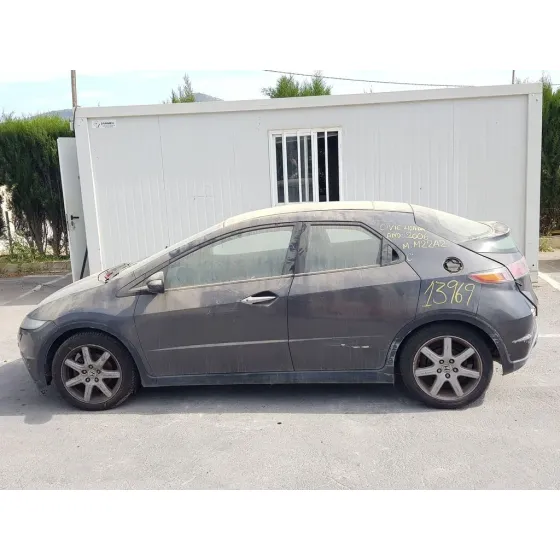HONDA CIVIC BERLINA 5 (FK) '2006 2.2 I-CTDI EXECUTIVE NEGRO