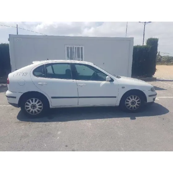 SEAT LEON (1M1) '2000 STELLA BLANCO