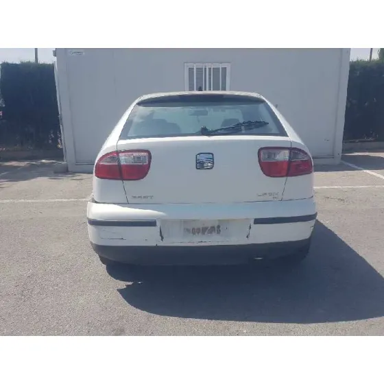 SEAT LEON (1M1) '2000 STELLA BLANCO