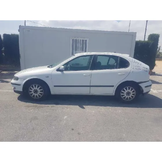 SEAT LEON (1M1) '2000 STELLA BLANCO