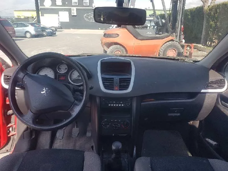 PEUGEOT 207 '2006 X-LINE ROJO