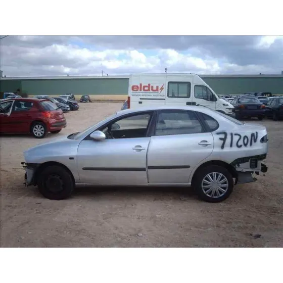 SEAT CORDOBA BERLINA (6L2) '2002 STELLA GRIS
