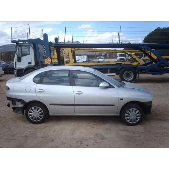 SEAT CORDOBA BERLINA (6L2) '2002 STELLA GRIS