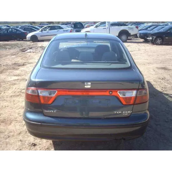 SEAT TOLEDO (1M2) '2002 SIGNO GRIS OSCURO