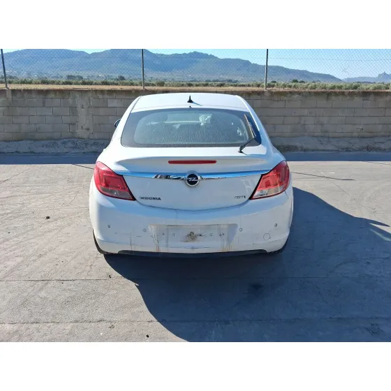 Opel INSIGNIA A (G09) 2008