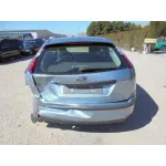 FORD FOCUS BERLINA (CAP) FORD FOCUS BERLINA (CAP) '2006 AMBIENTE (D) GRIS 2006