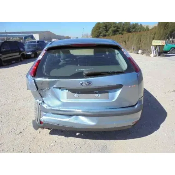 FORD FOCUS BERLINA (CAP) '2006 AMBIENTE (D) GRIS