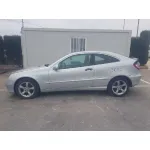 MERCEDES CLASE C (W203) SPORTCOUPE '2004 C 220 CDI (LA) (203.708) GRIS