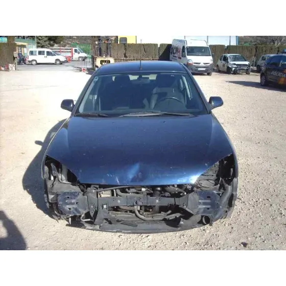 FORD MONDEO BERLINA (GE) '2002 AMBIENTE AZUL