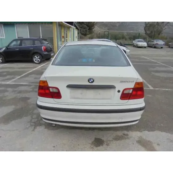 BMW SERIE 3 BERLINA (E46) '2001 320D BLANCO