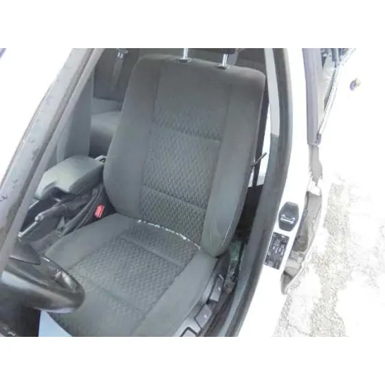 BMW SERIE 3 BERLINA (E46) '2001 320D BLANCO