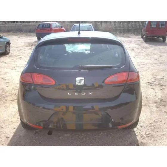 SEAT LEON (1P1) '2005 REFERENCE NEGRO